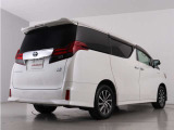 当店では、厳選された車両のみ展示しております。アルファード・ヴェルファイアに特化した専門店ならではの豊富な在庫の中から、お気に入りの一台をお探しください!