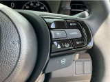 Hondaセンシングの機能のひとつ、アダプティブクルーズコントロール付!アクセルから足を離しても設定したスピードと前車との車間を保ち走行してくれます!車線維持もアシスト☆高速道路で疲労軽減ですね☆