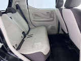 クッション性が高い後席シートでゆったりと座ることができます!
