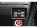 ◆◆両側電動スライドドア!!荷物で手が塞がる時など簡単にドアの開閉が出来ます!何より力いらずで開閉OK!女性やお年寄りにも優しい♪電動機能はOFFにもできますから元気なお子様の駆け出しも安心!
