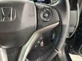 クルーズコントロールを装備しています。高速道路などで一定の速度で走ってくれるので運転が楽ですよ!速度を設定できますので、スピードの出しすぎにも注意できます。