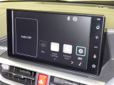 ディスプレイオーディオを装備。スマホとクルマをつなぐことで、これまでのナビに加えて、いろんなサービスが楽しめます。