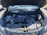 エンジンルームの画像です。店舗にて現車の確認もいただけますので、お電話で在庫のご確認の上是非ご来店くださいませ!!!ワクワクするクルマ選びをご提案します!