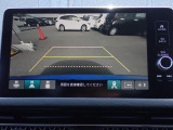 バックカメラ装備しております。駐車時に大変役に立ちますよ。駐車が苦手な方にも便利機能です。