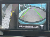 左サイドカメラとフロントカメラ運転席から死角となりやすい車両左前部分や前方部分もバッチリ見えます♪