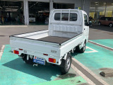 車両右斜め後ろからです!