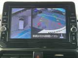 アラウンドビューモニターは車庫入れの強い味方となってくれます。上から車を見下ろすように視ることで、駐車場枠内にビシッと真っ直ぐ停めれます!☆一度使ったらわかって頂けます☆