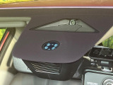 【ホンダセンシング】走行中に前方の車両等を認識し、衝突しそうな時は警報とブレーキで衝突回避と被害軽減をアシスト。より安全にドライブをお楽しみいただけます。