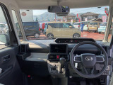 視界良好で運転も楽しくなりますね♪