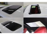 爽やかな風と優しい光をとりこむ2WAY式電動ムーンルーフ付。スイッチで容易に開閉が可能で、挟み込み防止機能付で安全性にも配慮されています。後部座席でも窮屈感がなく空が見える快適なドライブを楽しめます。