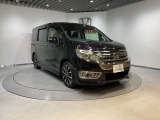 VSA(車両挙動安定化制御システム)を搭載していますので、雨天時や雪道などの運転をサポートしてくれます。