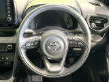 インテリアに合わせたデザインのステアリングは、運転される方のことも考え、運転しやすい形状、大きさです。是非一度、実際に触ってお確かめください。
