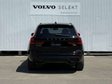 ◆バック/万が一を考え、安全性を重視する方に選ばれているVOLVO車。ドアを開閉するとその重み・厚みに驚くはず