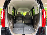 普段のお買い物や通勤、送迎等に十分な荷室スペースを確保しております。セカンドシートを倒すと、大きな荷物の積載も可能です♪
