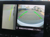 スイッチ操作により、「トップビュー」「フロントビュー」「サイドブラインドビュー」を切り替えが可能です。