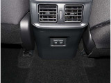 ネットでお車をお探しの方でも、お車の状態が一目で分かりやすい。トヨタ検査員による品質評価表つきで車両の状態詳細を明記致しておりますのでお気軽にお尋ね下さい。