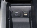 携帯の充電もばっちり!USBポート装備