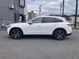 メルセデスが誇るプレミアムSUV。優れた実用性と上質な乗り味が特徴の1台です。