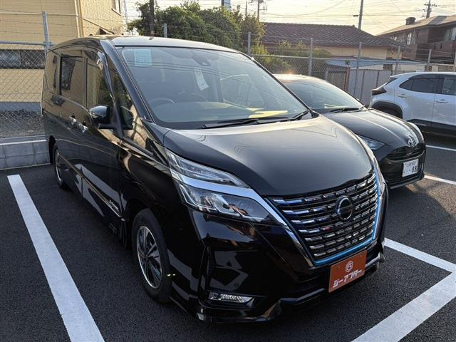 日産 セレナ 