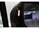 車体後部のセンサーにより、後側方から接近する車を検知する「スバルリヤビークルディテクション」を搭載。