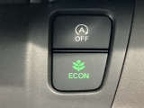 ★ECONスイッチ★ エコドライブを加速しよう!スイッチをONにすると、運転の仕方によるロスを抑え込み燃費をよくするようクルマが頑張ります(*^ー^*)燃費向上にチャレンジ♪