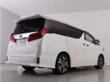 当店では、厳選された車両のみ展示しております。アルファード・ヴェルファイアに特化した専門店ならではの豊富な在庫の中から、お気に入りの一台をお探しください!