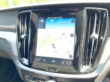 【9インチタッチスクリーン純正HDDナビ】「Apple Car Play」「Android Auto」対応のボルボ先進ナビゲーション「SENSUS」。最新地図データへ無料更新してお渡しします。