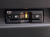 【ETC】高速道路の料金所をストレスなく通過!話題のスポットやサービスエリアに多い「スマートIC」利用時は必須のアイテムです。当店でセットアップを実施、ご納車当日からすぐにご利用いただけます!