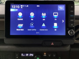 ナビゲーションはフルセグTV、インターナビ対応のGathers純正メモリーナビを搭載しています。Bluetoothオーディオ機能がありますので、スマートフォンなどの音楽も再生できます。