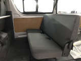ゆとりある広々とした車内空間は、ドライブを始め買い物やレジャーなど、幅広く活躍します。一人でもみんなとでもお出かけを楽しみましょう!