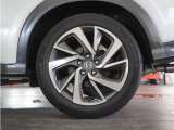 アルミホイール装着車です!これで足元まわりもおしゃれにきまります!