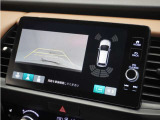 ◆リアワイドカメラシステム◆3種類の表示で後方確認をサポート♪セレクトレバーを「R」の位置に入れるとカメラ画像に切り替え。ノーマルビューでは従来のリアカメラと同様の標準的なビューで表示します!