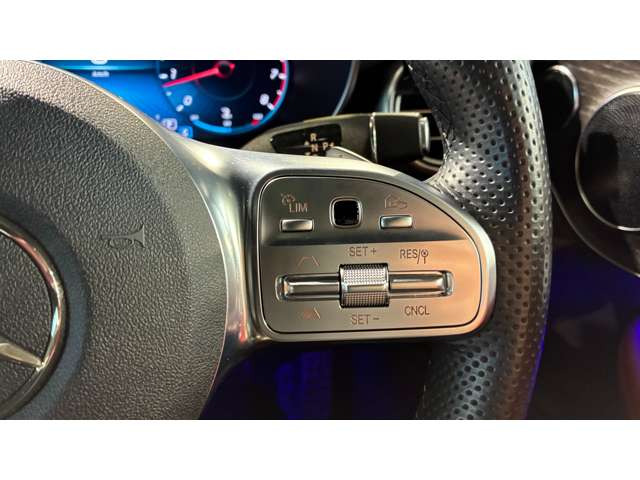 メルセデス・ベンツ Cクラスクーペ C180 スポーツ レザー