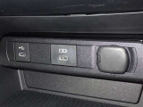 シガーソケット用の充電器が使用可能です!