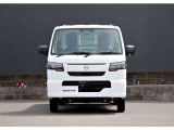 狭い道でもキビキビ走る高性能!駐車時・Uターン時などでも切り返しが少なくスムースです!