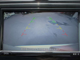 ナビ画面にバックビュ-モニタ-の映像を映し出しています。  狭い場所での車庫入れをサポ-トしてくれる便利アイテムです。