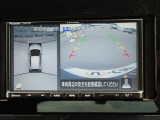 バックカメラ装備しております。駐車時に大変役に立ちますよ。駐車が苦手な方にも便利機能です。