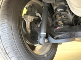 お車を安心してお乗りいただく為には、足回りの定期点検が欠かせません。サービスサポート(有償保証)では無料点検もご提供しており、安心のカーライフをお過ごしいただけるサポート体制が整っています。