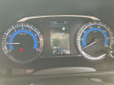 視認性の高いメーターで運転情報を的確に把握できます!