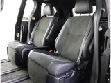 ゆとりある広々とした車内空間は、ドライブを始め買い物やレジャーなど、幅広く活躍します。一人でもみんなとでもお出かけを楽しみましょう!