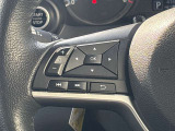 ステアリングスイッチ搭載!ハンドルひとつで手を離さなくても運転中視線をそらさなくても操作が出来て便利です