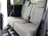 ゆとりある広々とした車内空間は、ドライブを始め買い物やレジャーなど、幅広く活躍します。一人でもみんなとでもお出かけを楽しみましょう!