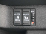 ◆両側電動スライドドア◆狭い駐車場でも乗り降りが楽々♪お子様が隣の車にドアを当ててしまう心配もございません!小さなお子様連れの方もこれで安心。