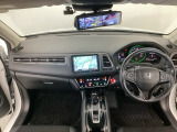 【前方視界】開放的な前方視界!運転がしやすく疲れにくいです♪窓が大きく、見通しがとっても良いおクルマですよ♪