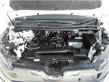 車にとって、とても大切な部分のエンジンルーム。綺麗に清掃済みで安心です。