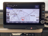 9インチHonda CONNECT対応LXU242NBiメモリーナビゲーション搭載です。CD録音、Bluetooth接続、地上デジタルチューナー、ワイドFM、ETC2.0対応です。