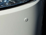 障害物を検知するソナーセンサーが取り付けられています。