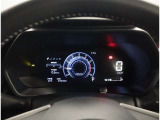 メーターは見やすい安全仕様!様々な情報がここに詰まっております◎ご来店時にはお客様自身の目でご確認ください。内装の質感や臭い・小さな傷など写真ではお伝えしにくい部分が有るのがU-carです。