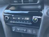 オートエアコン★温度を設定すれば車内を快適な温度に保ってくれます♪