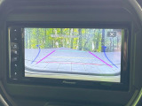 【バックカメラ】駐車時に後方がリアルタイム映像で確認できます。大型商業施設や立体駐車場での駐車時や、夜間のバック時に大活躍!運転スキルに関わらず、今や必須となった装備のひとつです!